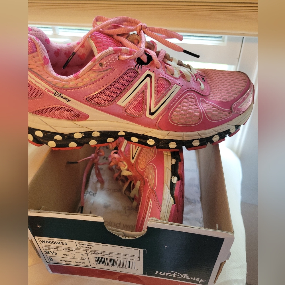New Balance Women's Minnie Mouse Run Disney Athletic Shoes